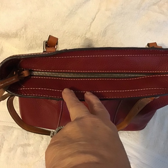 Dooney and Bourke Small Lexington Shopper EUC Beautiful Red - Picture 6 of 12